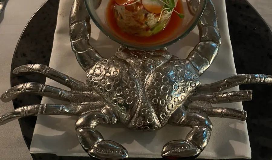 Ivy canary wharf crab