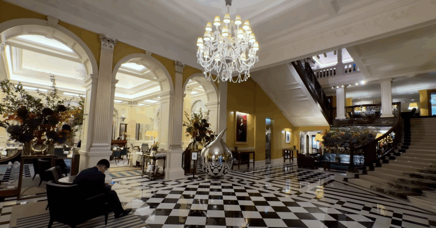 Claridge's restaurant London modern British fine dining art deco