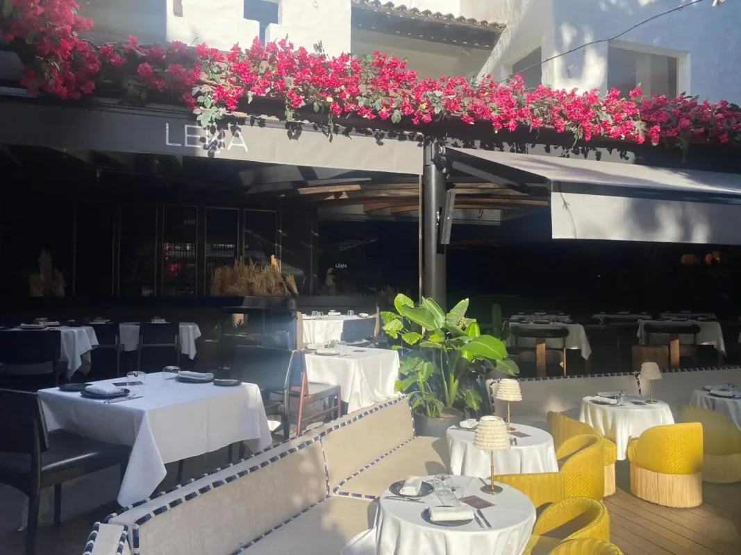 Leña restaurant interior design