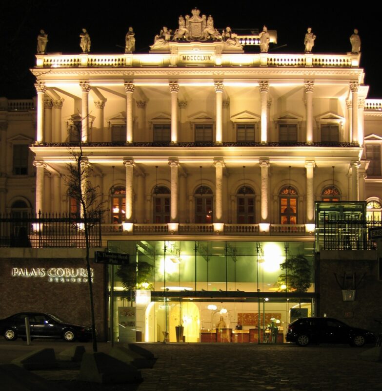 Palais_coburg wine cellar