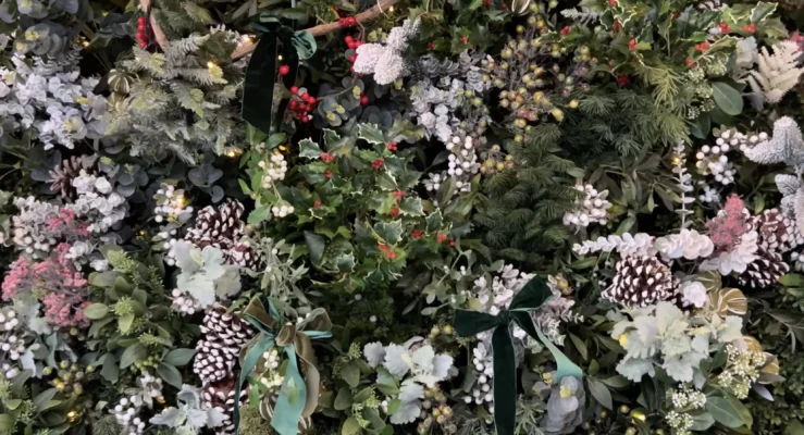 Dalloway The Seasonal Floral Ceiling