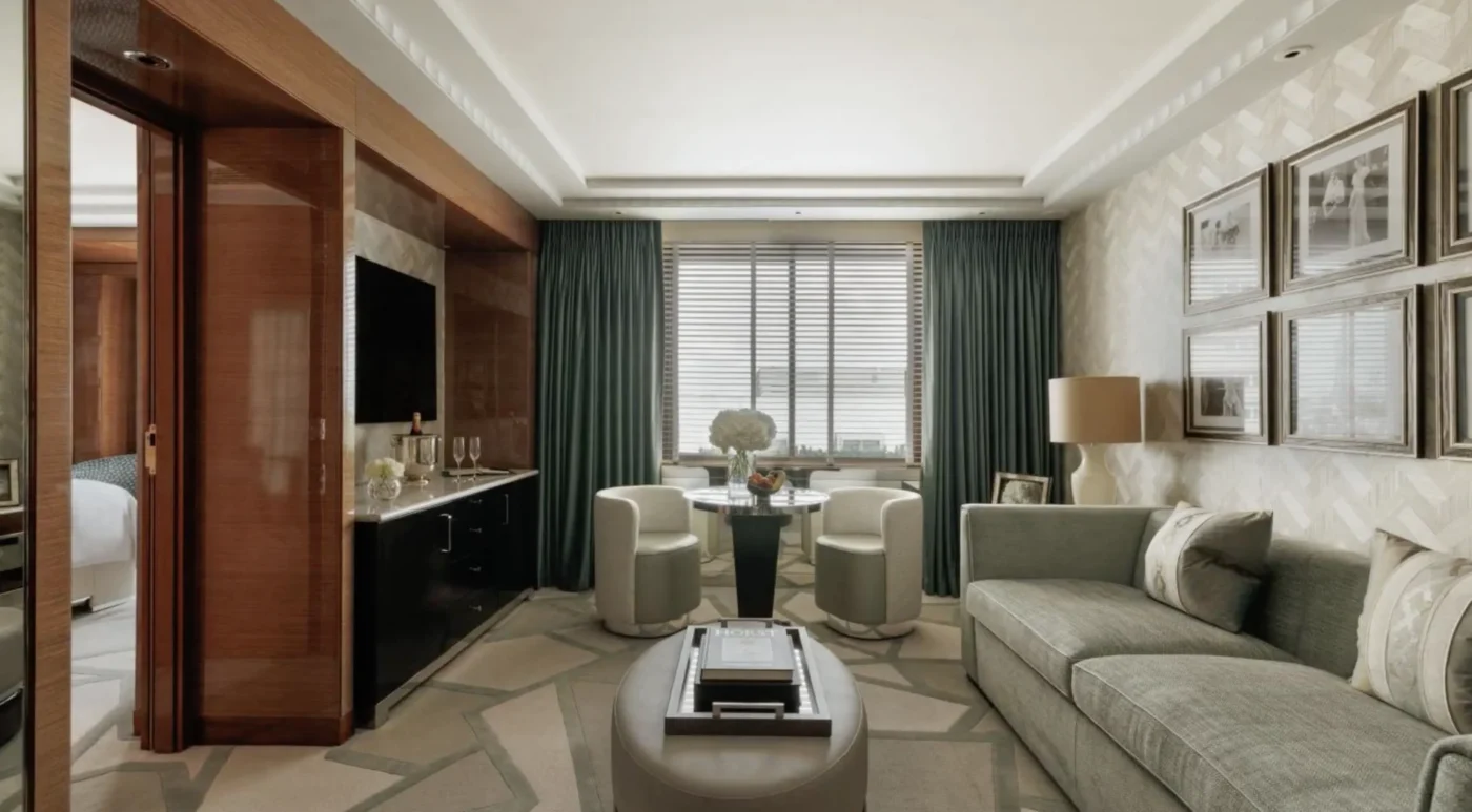 Four Seasons at Park Lane Suite