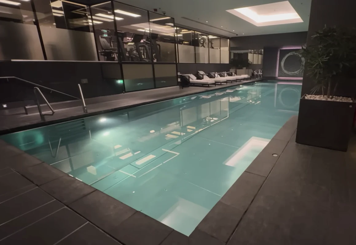 London Swimming pool