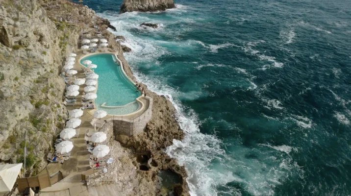Una hotel Capotaormina infinity pool oceanfront