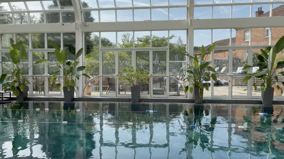 Four Seasons Hampshire swimming pool front view