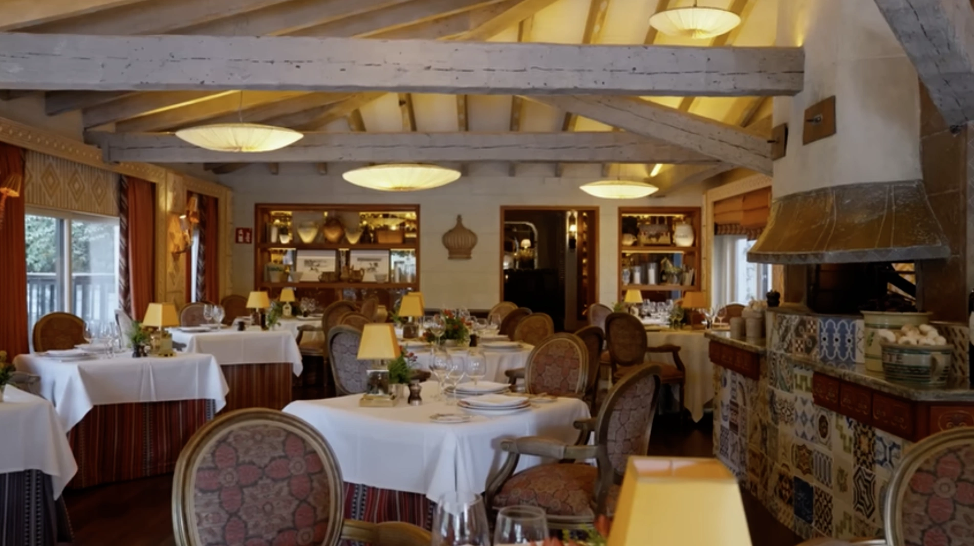 Marbella Club El Patio terrace dining chateaubriand