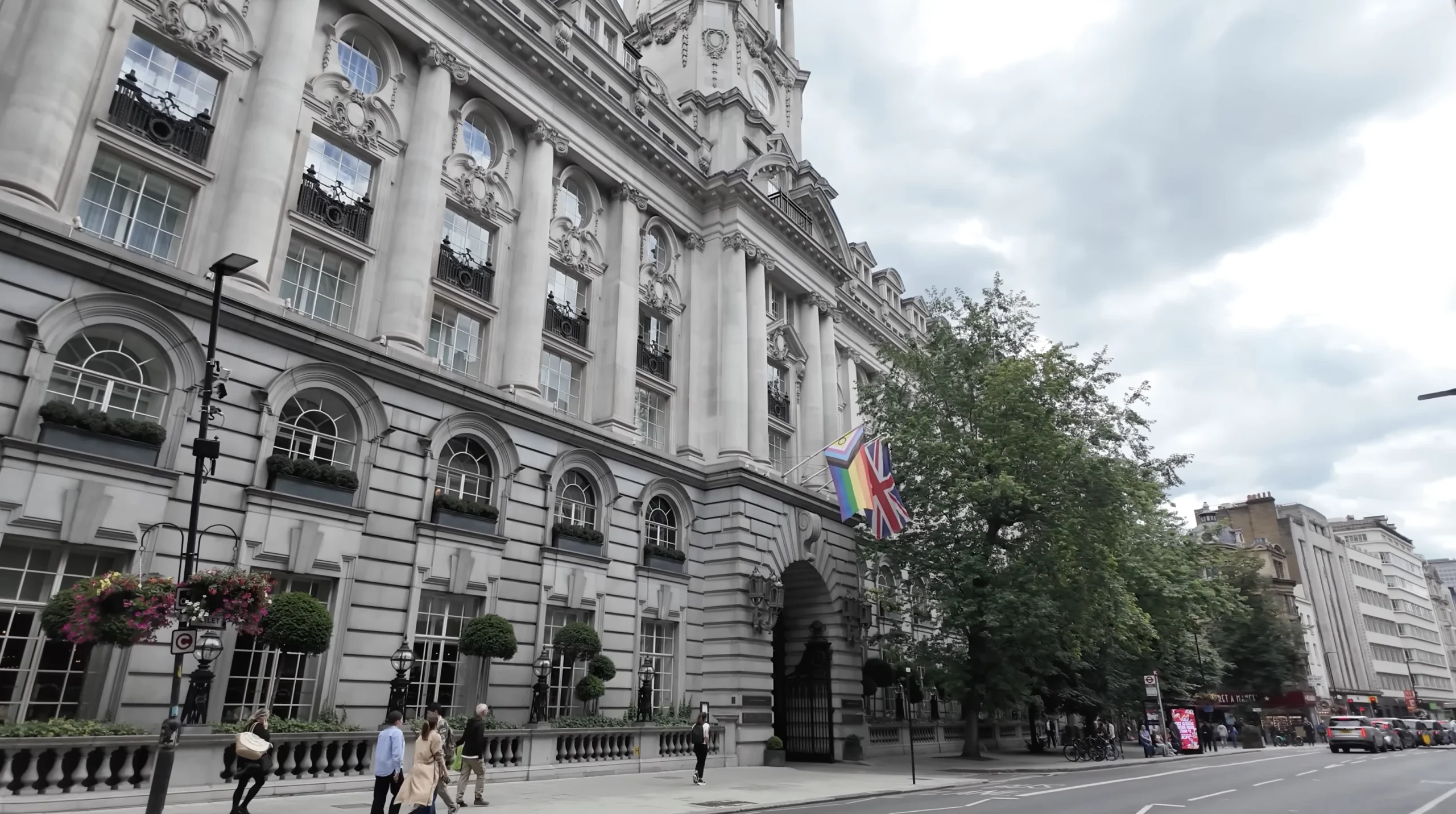 Rosewood London — Edwardian courtyard entrance off High Holborn