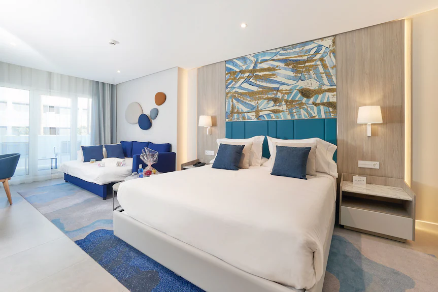 Alanda Hotel Marbella — interior de una habitación