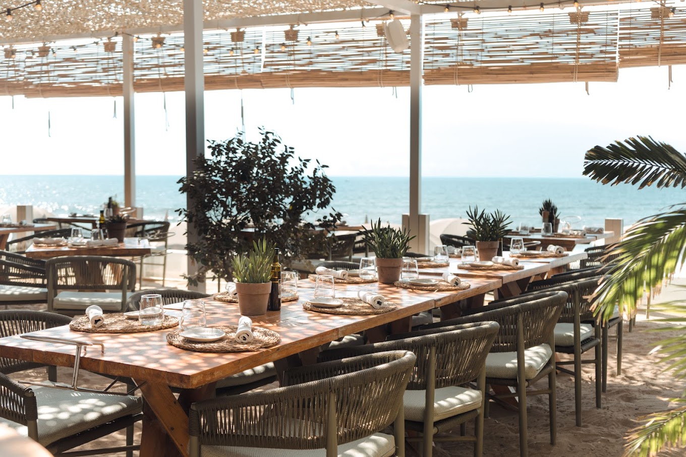 Luuma beach restaurant El Rosario Playa Hermosa east Marbella