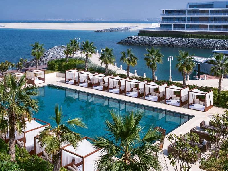 Puerto deportivo en la isla privada Bulgari Resort Dubai