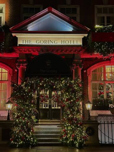 The Goring Belgravia lobby with English country-house Christmas decorations